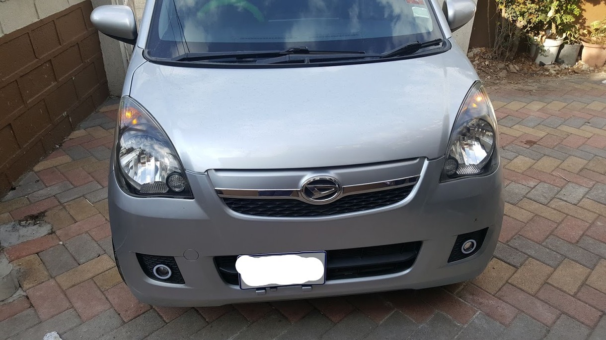 Daihatsu mira 2012